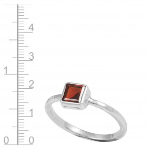 Garnet Ring